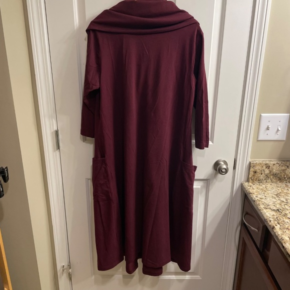 eShakti Women's Burgundy Cowl Neck A-Line Long-sleeved Dress, Size XL - 18 - Picture 5 of 5